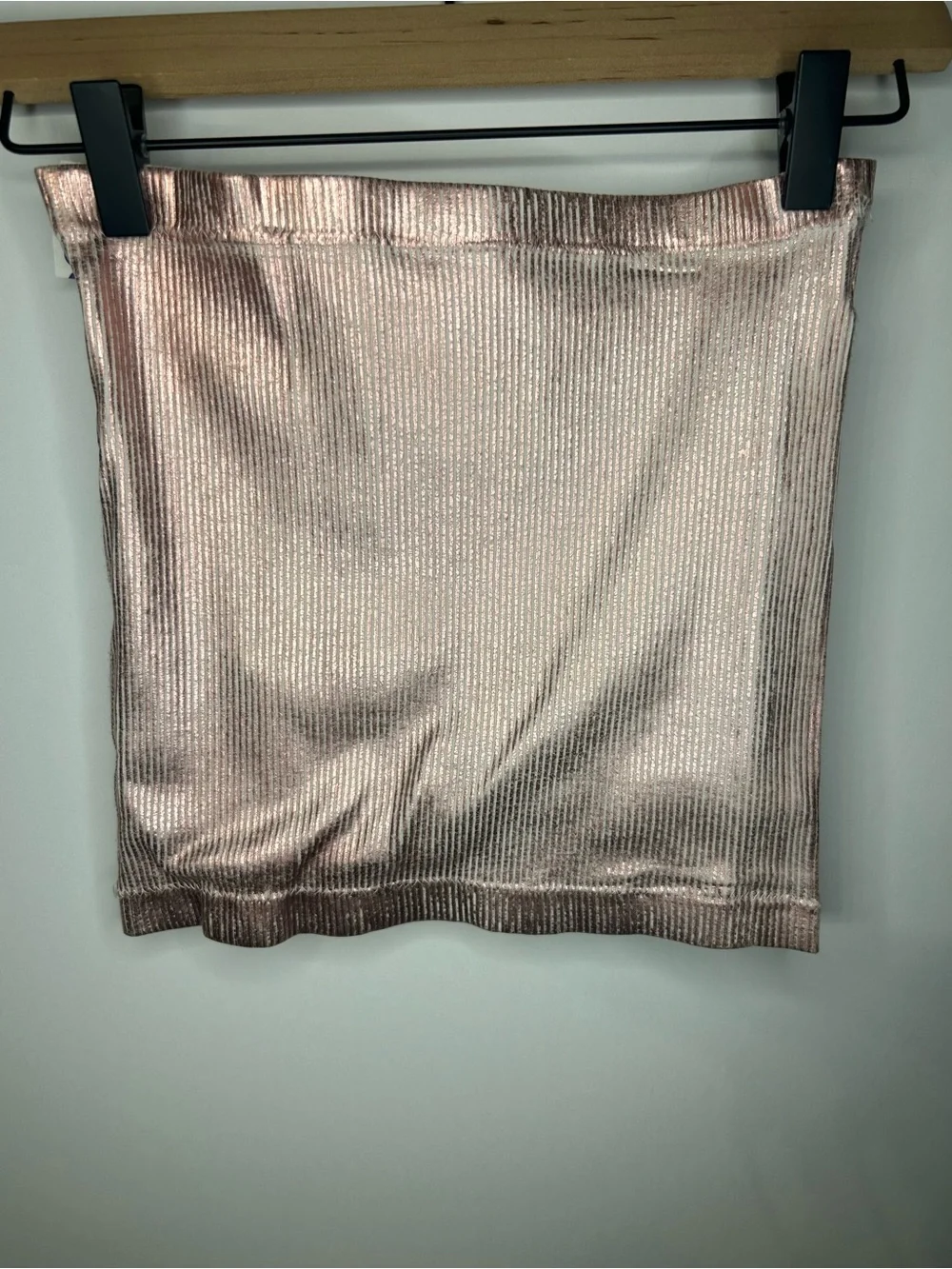*NWT* Intimately Free People Women’s Pink Foil Carrie Tube Top, Size Medium - Picture 4 of 9
